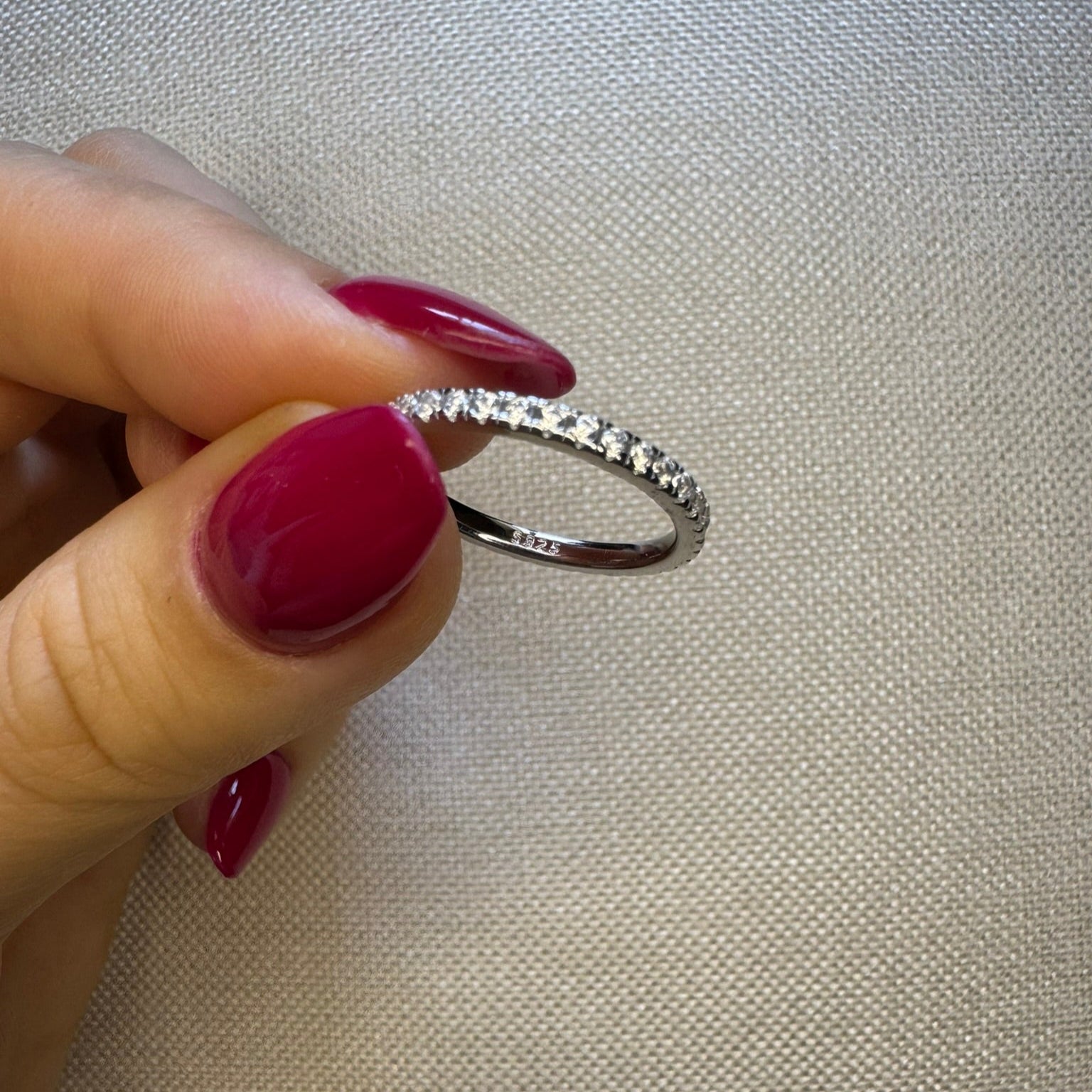 Azur Petite Eternity Band - Rings | Moarén