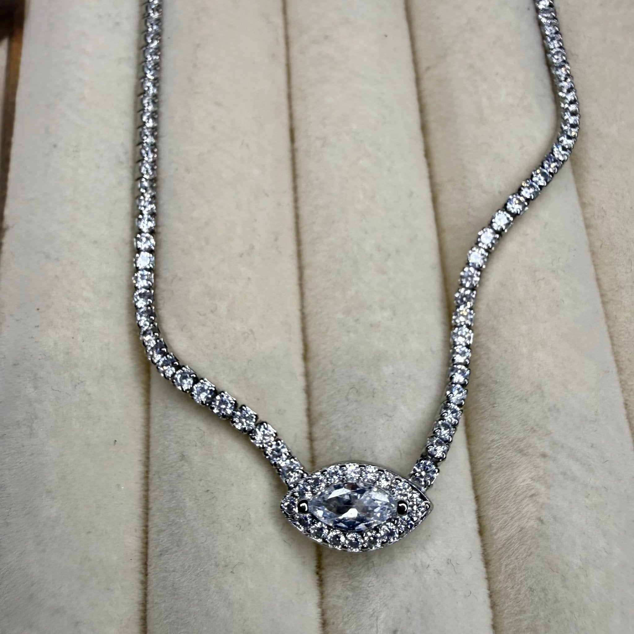 Marquise Halo Tennis Necklace - Necklace | Moarén
