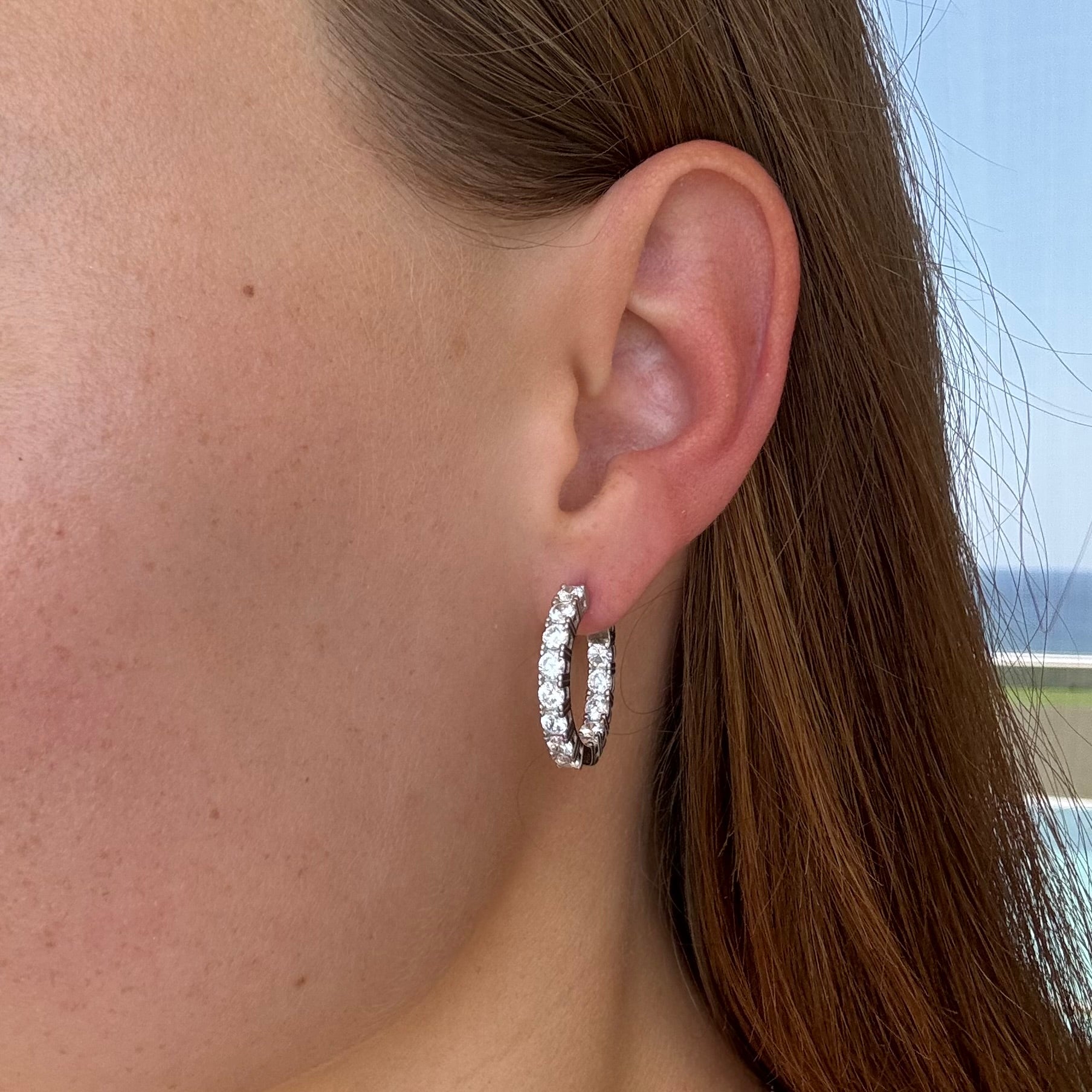 St. Tropez Inside - Out Pavé Hoops - Earrings | Moarén