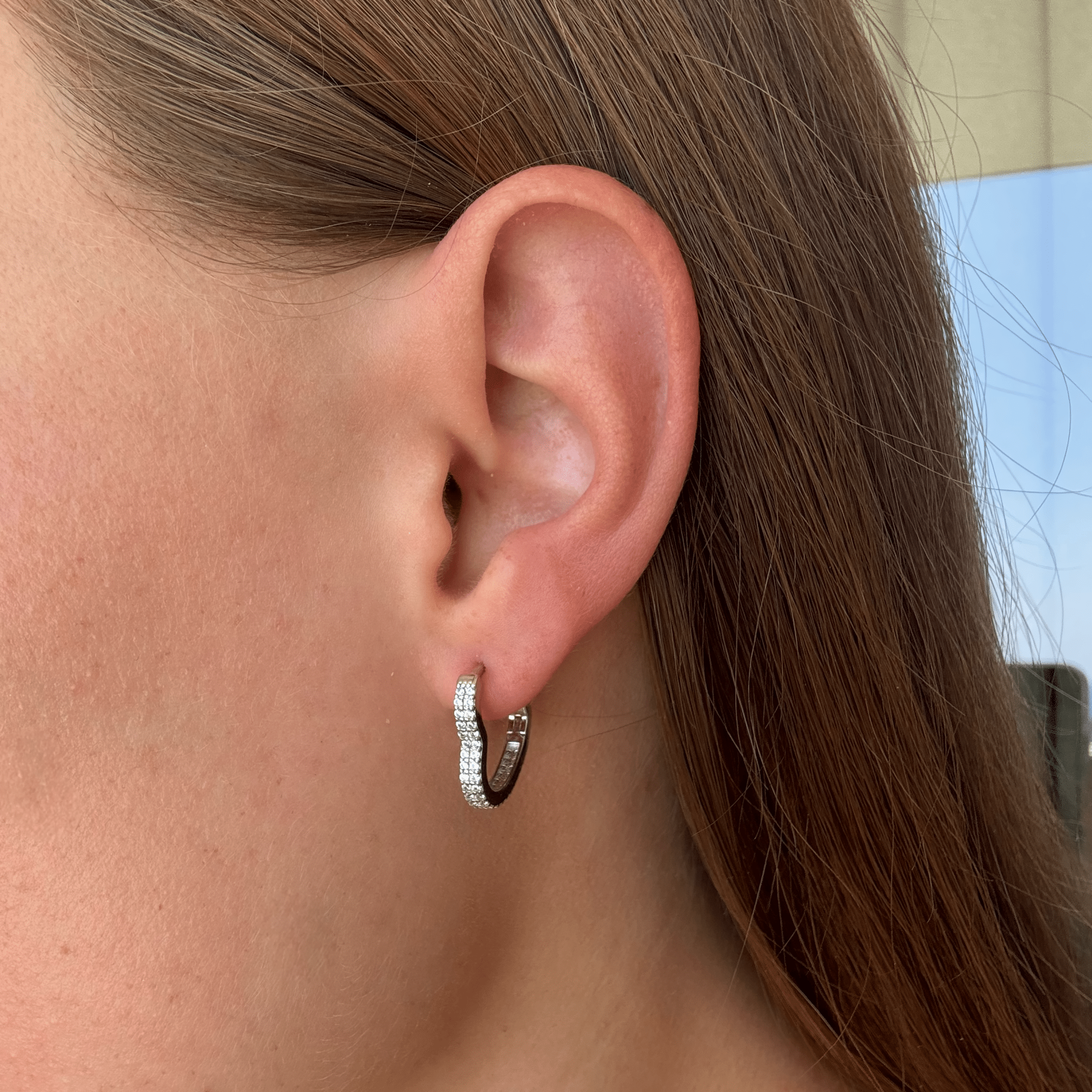 Verona Pavé Heart Hoops - Earrings | Moarén