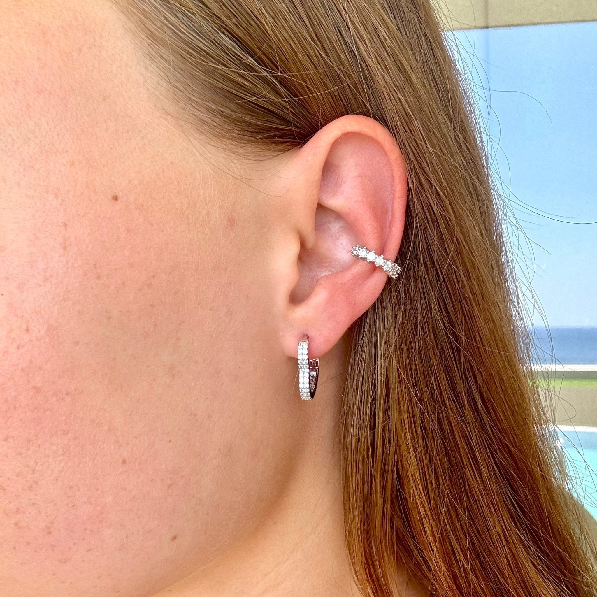 Zamora Eternity Pavé Earcuff - Earrings | Moarén