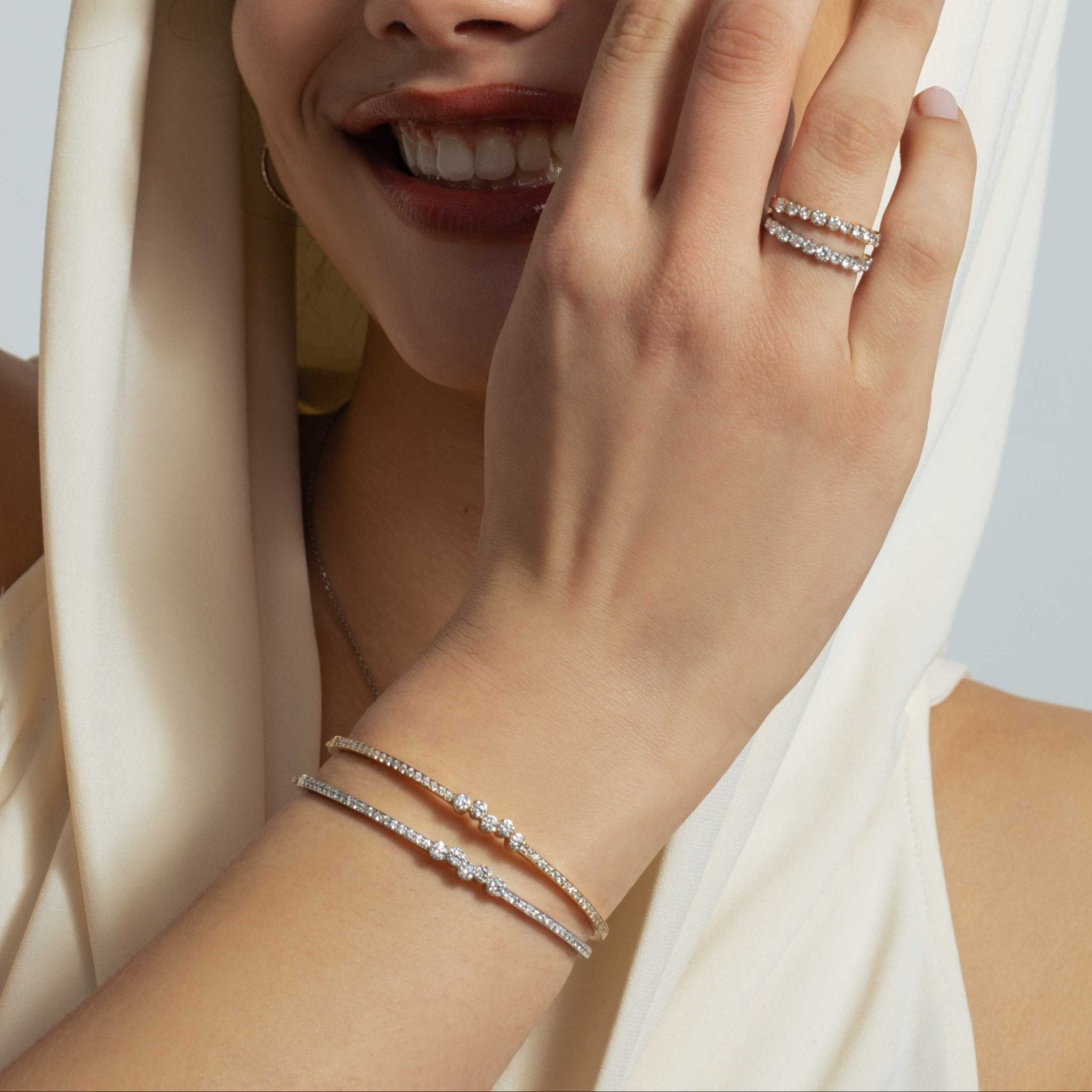 The Diamond Wave Bangle - Bracelets | Moarén