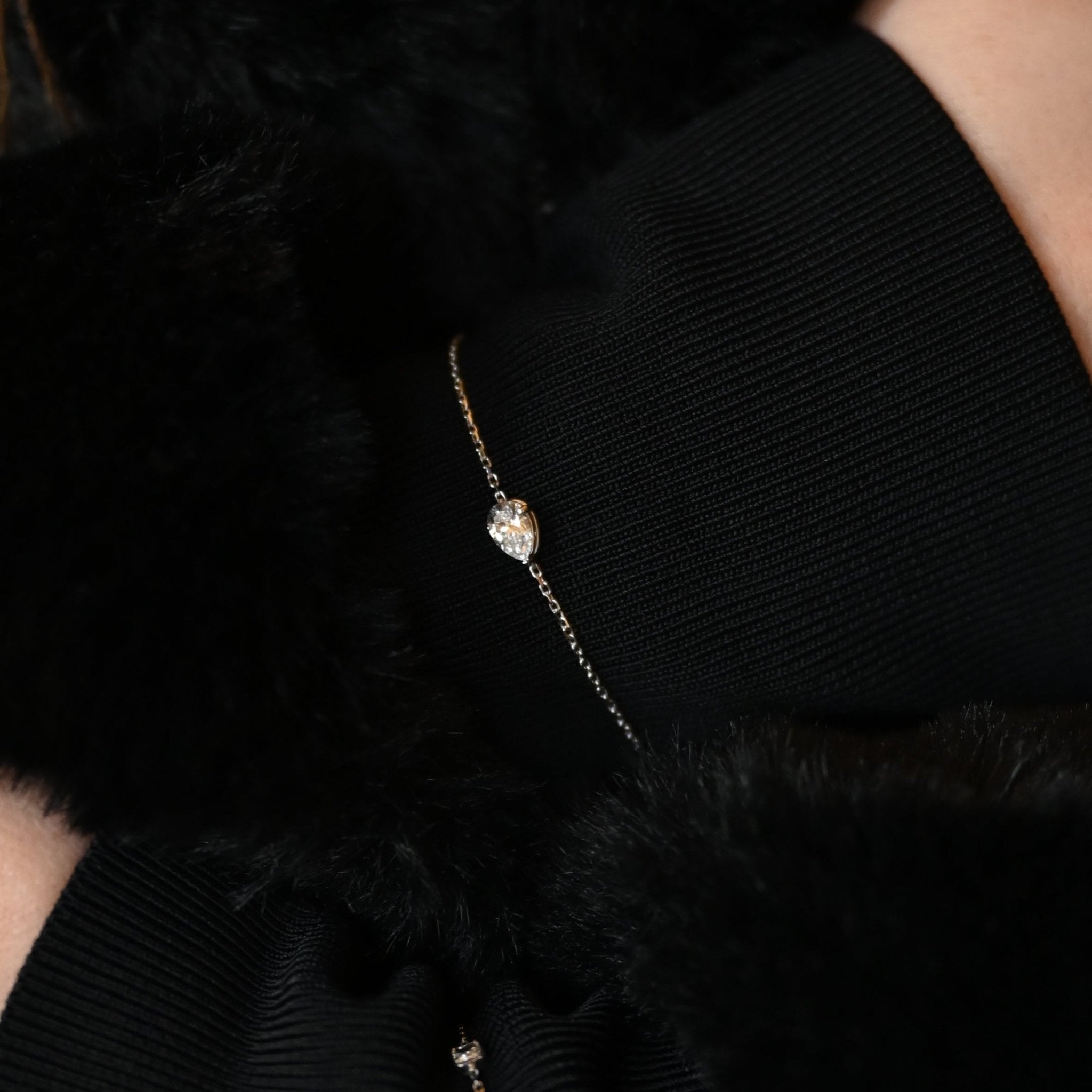 The Pear Solitaire Bracelet - Bracelets | Moarén